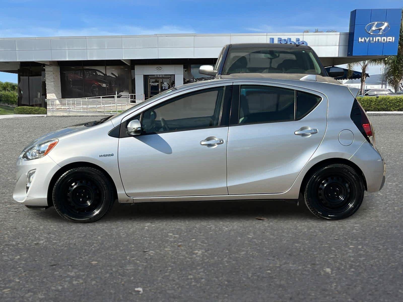 Used 2015 Toyota Prius C One FWD image 6