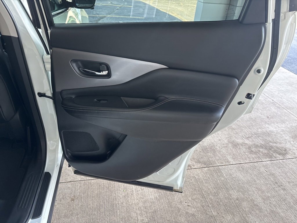 Used 2024 Nissan Murano SV image 29