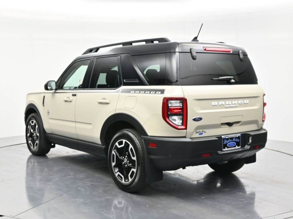 Used 2024 Ford Bronco Sport Outer Banks w/ Tech Package AWD/4WD image 7