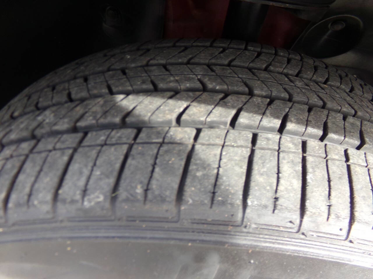 Used 2015 Lincoln MKX AWD w/ Equipment Group 102A image 18