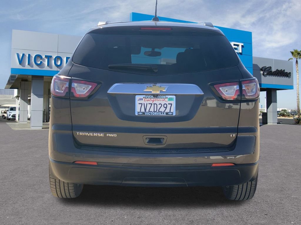 Certified 2017 Chevrolet Traverse LT w/ Style and Technology Package AWD/4WD image 6