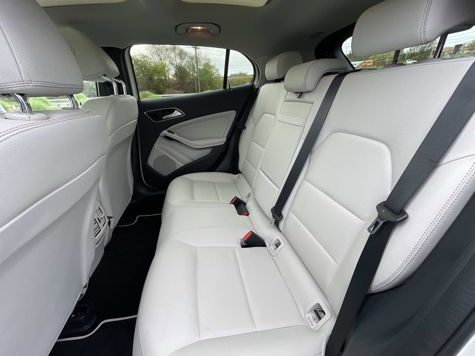 Used 2017 Mercedes-Benz GLA 250 4MATIC image 12