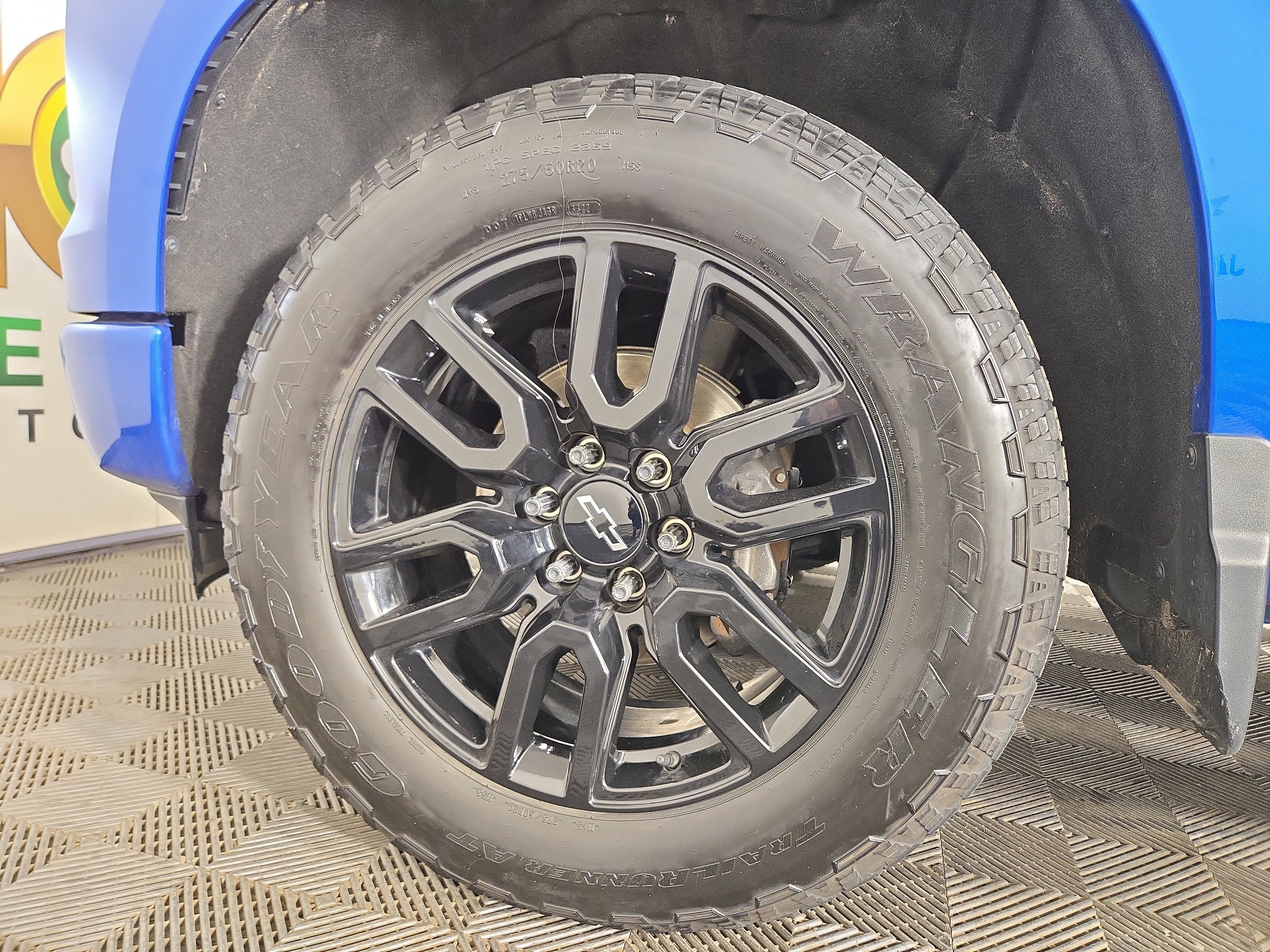 Used 2022 Chevrolet Silverado 1500 Custom w/ LPO, Dark Essentials Package image 31