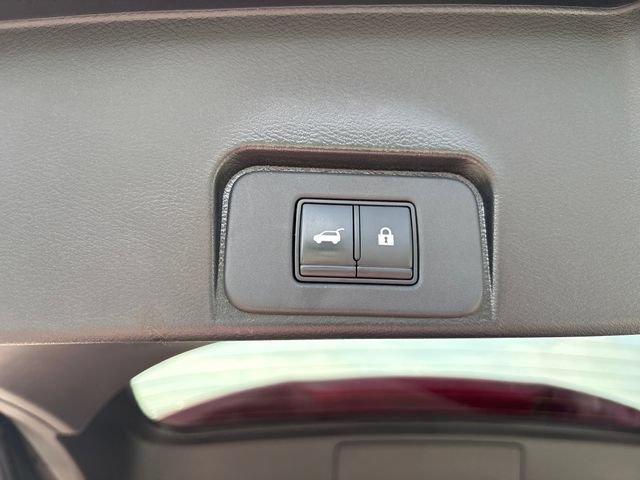 Used 2021 Nissan Rogue SV AWD/4WD image 24