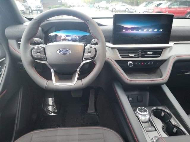 New 2026 Ford Explorer ST-Line w/ ST-Line Street Pack image 21