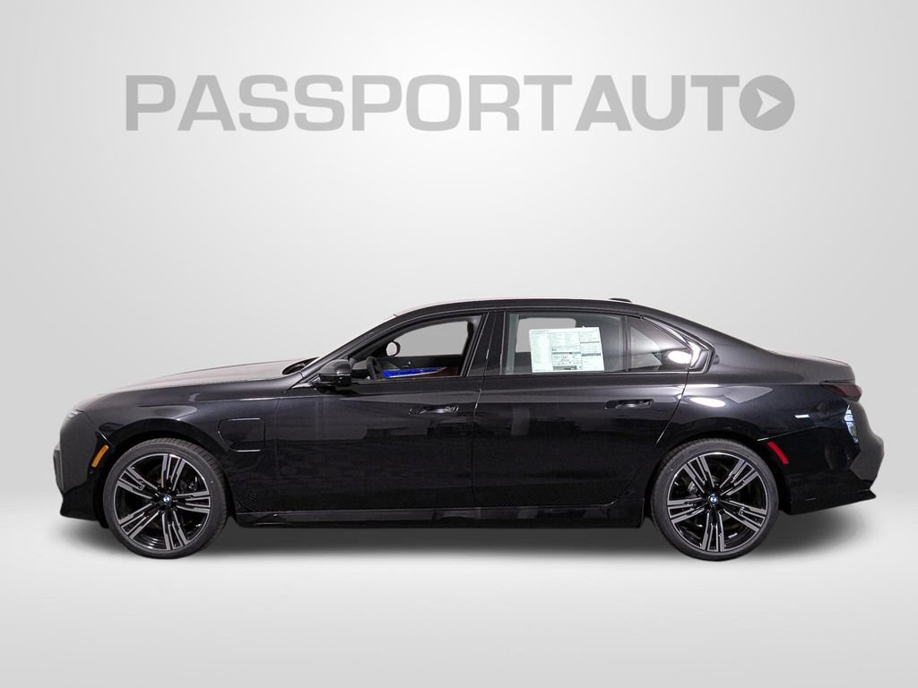 New 2026 BMW 750e xDrive AWD/4WD image 2