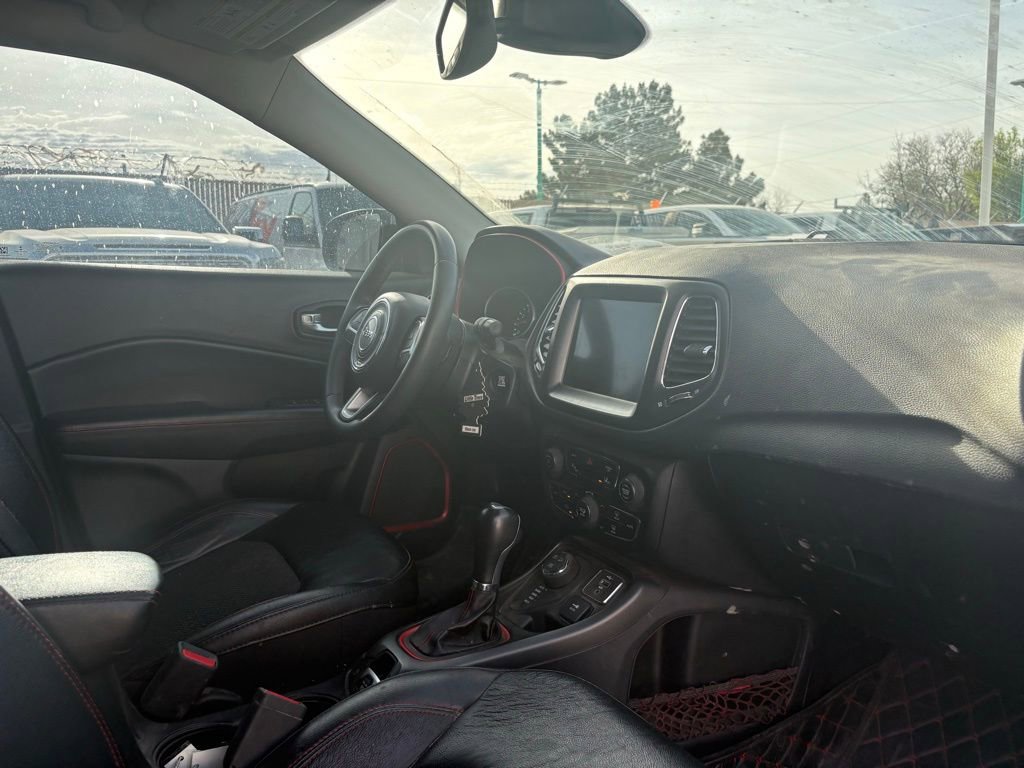 Used 2021 Jeep Compass Trailhawk image 9