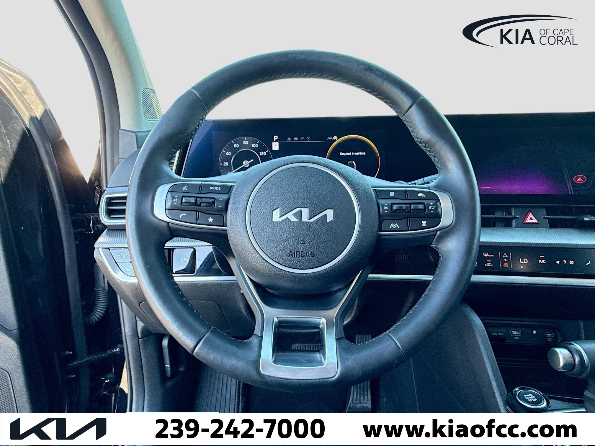 Certified 2025 Kia Sportage SX image 39