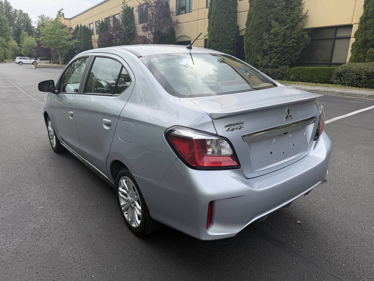 Used 2023 Mitsubishi Mirage G4 SE FWD image 8
