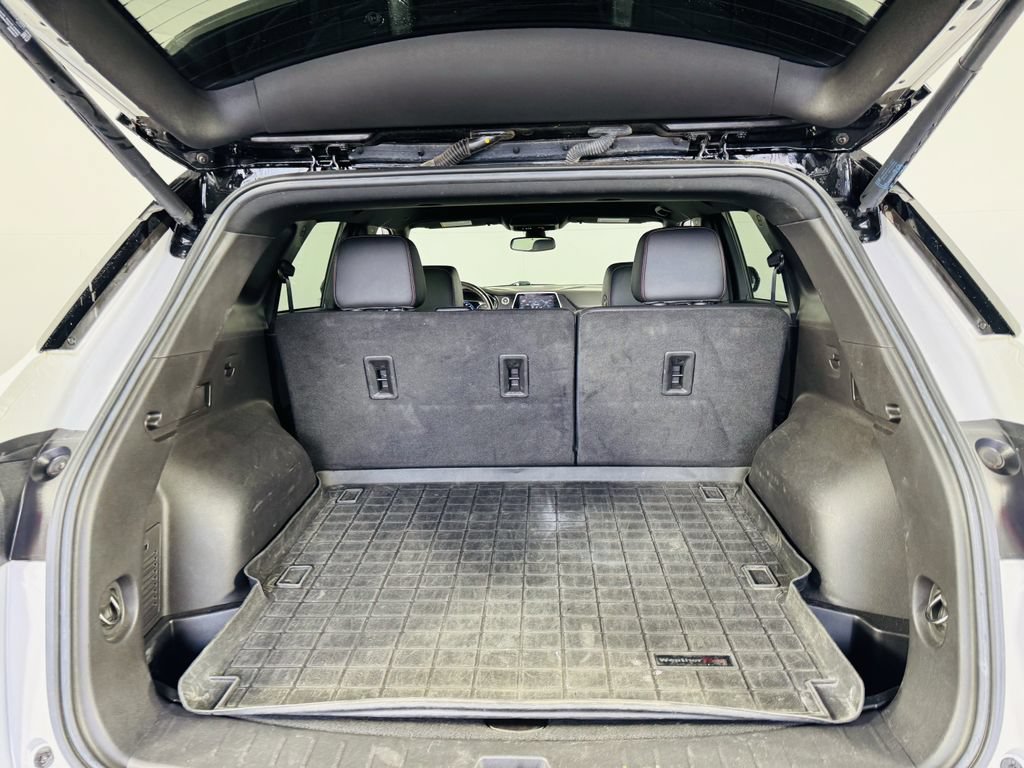 Used 2022 Chevrolet Blazer RS w/ Enhanced Convenience Package FWD image 30