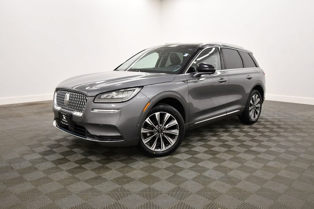 Used 2022 Lincoln Corsair Reserve w/ Equipment Group 201A AWD/4WD image 2
