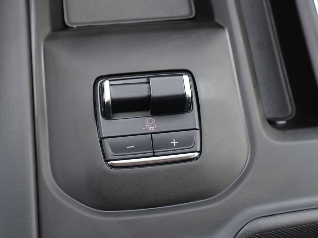 Used 2024 GMC Sierra 2500 Denali Ultimate w/ LPO, GMC Protection Package AWD/4WD image 52