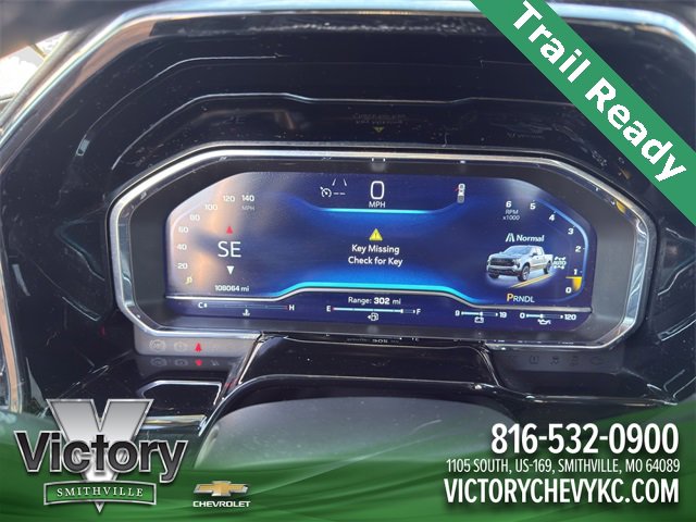 Used 2022 Chevrolet Silverado 1500 LT Trail Boss w/ LPO, Dark Essentials Package image 11