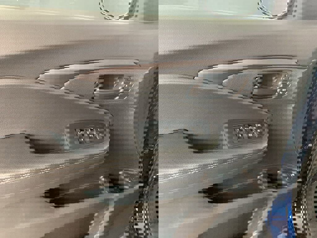 Used 2023 Honda Passport EX-L image 14