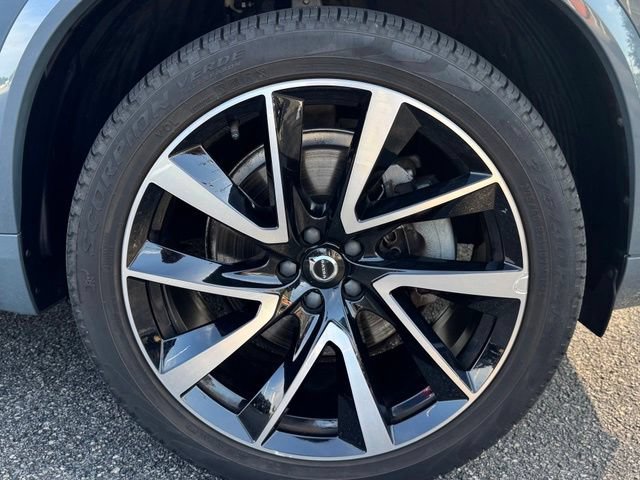 Used 2023 Volvo XC90 B5 Plus w/ Protection Package Premier AWD/4WD image 17