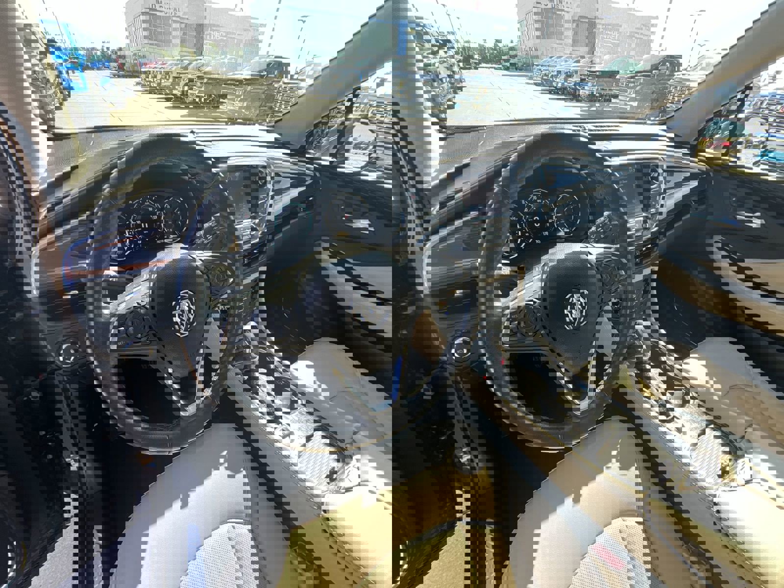 Used 2020 Buick Envision Premium image 10