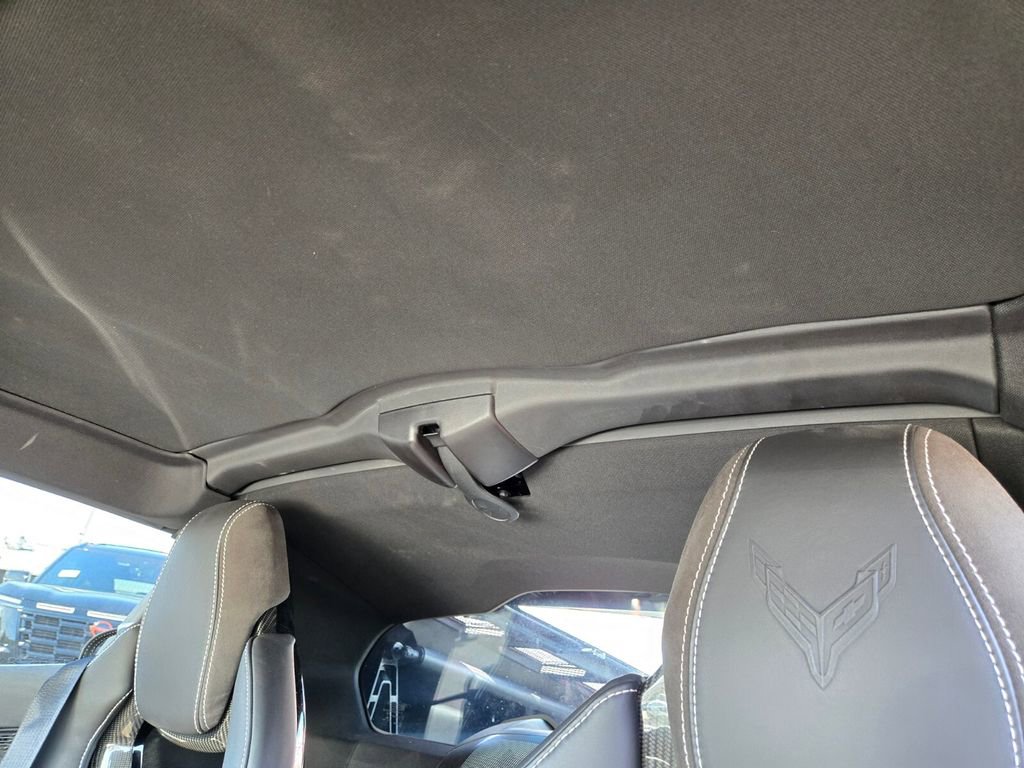 Used 2022 Chevrolet Corvette Stingray Preferred Cpe w/ Z51 Performance Package image 12