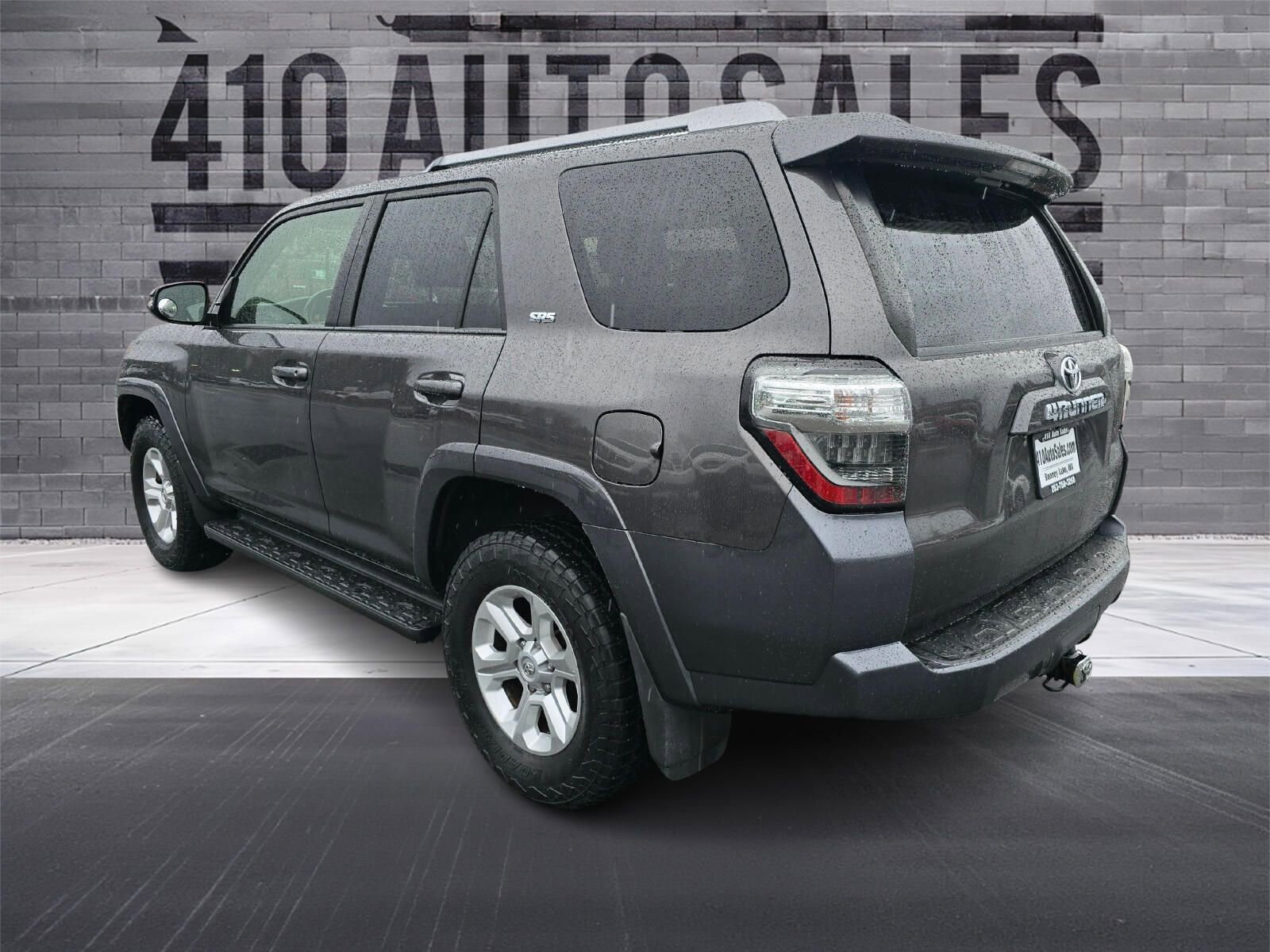 Used 2017 Toyota 4Runner SR5 Premium image 8