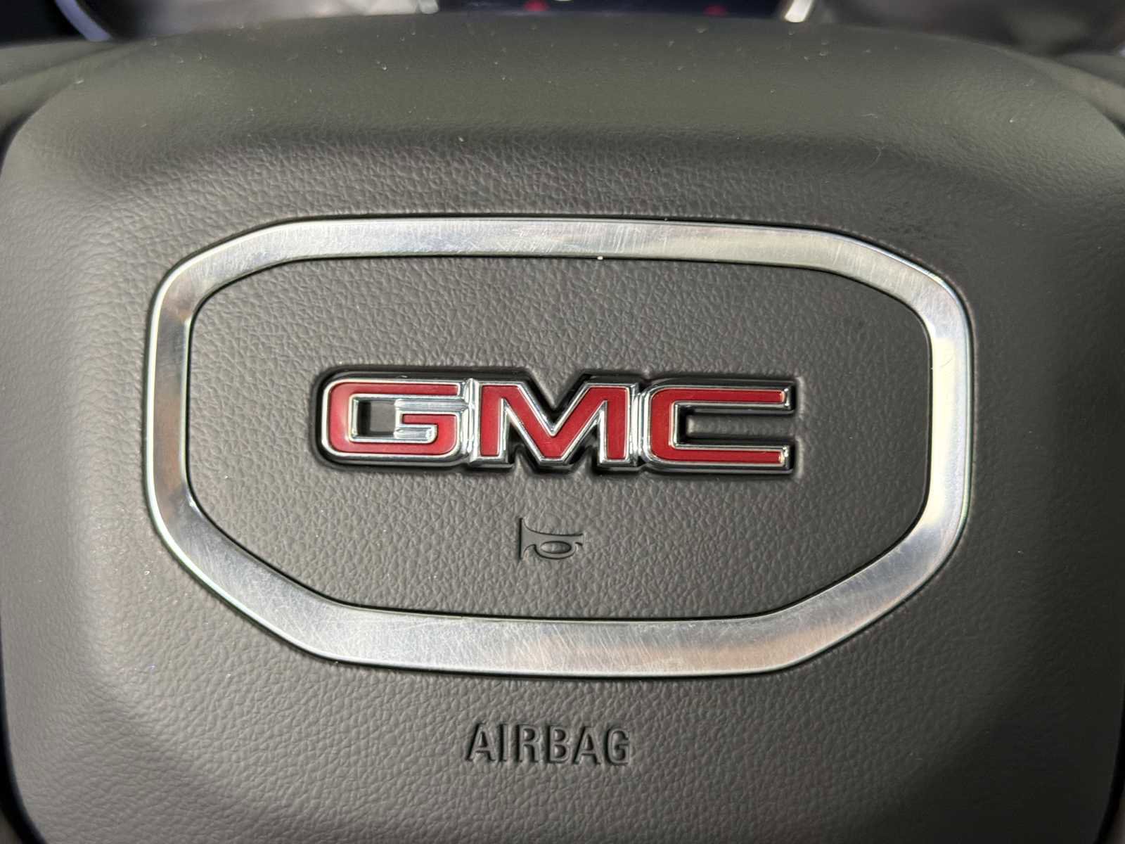 Used 2021 GMC Yukon AT4 w/ AT4 Premium Package AWD/4WD image 29