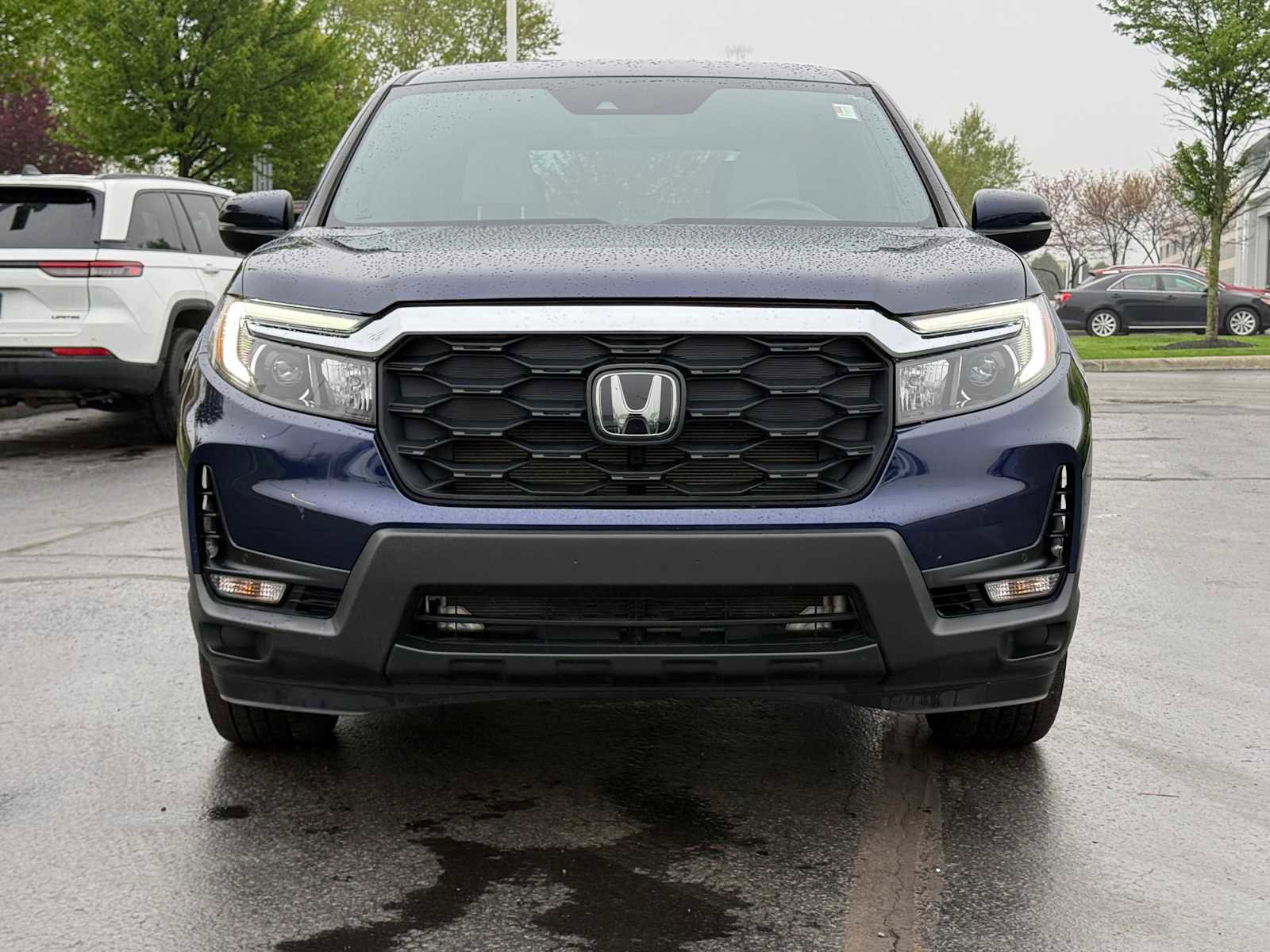 Used 2023 Honda Passport EX-L image 2