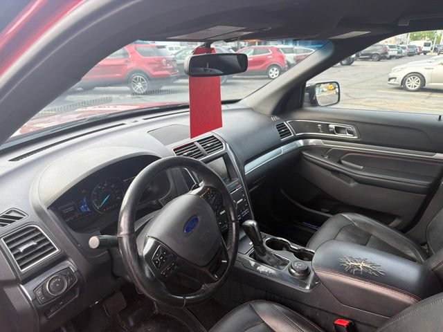 Used 2016 Ford Explorer Sport w/ Equipment Group 401A AWD/4WD image 11
