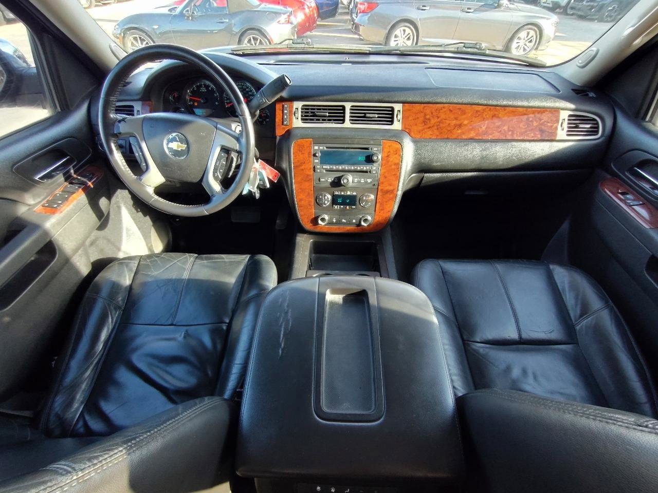 Used 2011 Chevrolet Suburban LT w/ Regional Value Package image 27