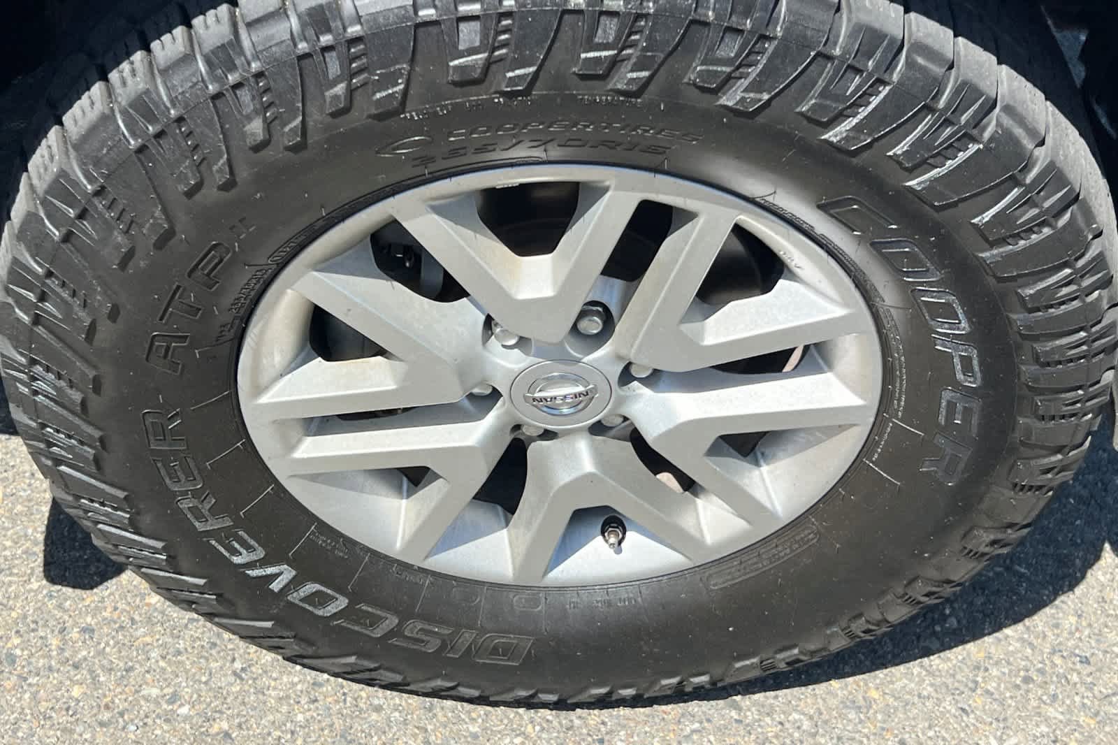 Used 2018 Nissan Frontier SV AWD/4WD image 15