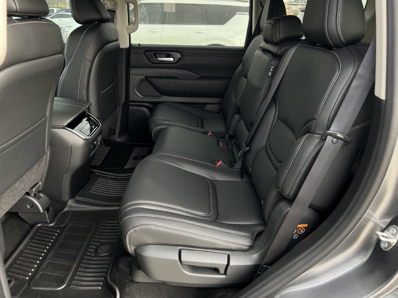 New 2026 Nissan Armada SV AWD/4WD image 14