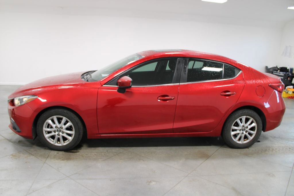 Used 2016 MAZDA MAZDA3 i Touring image 6