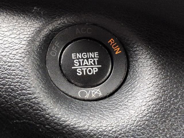 Certified 2019 Jeep Cherokee Latitude Plus w/ Cold Weather Group image 20