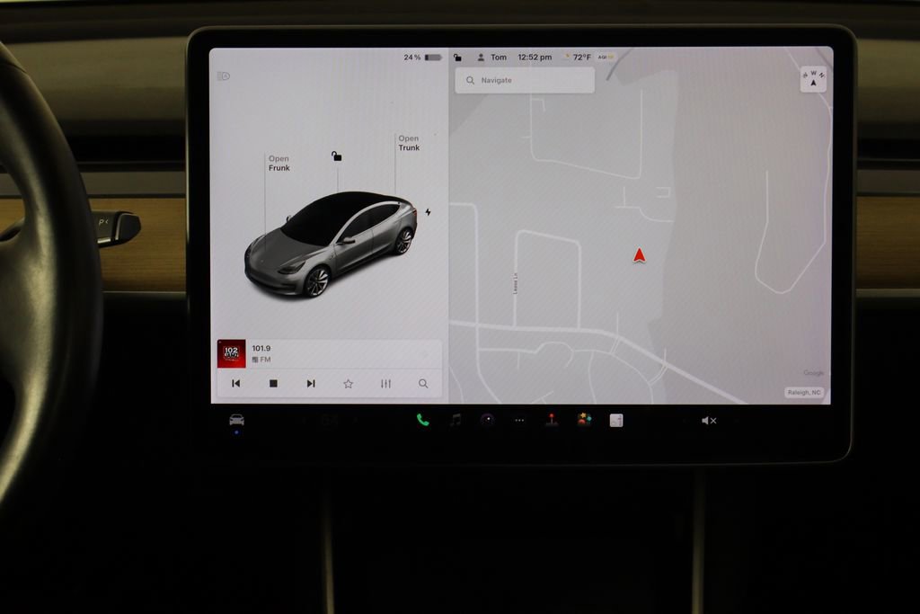 Used 2018 Tesla Model 3 Long Range image 26