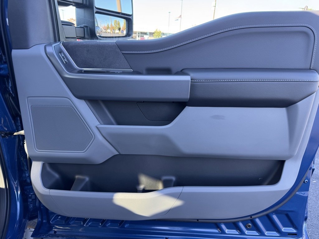 New 2024 Ford F150 XLT w/ Equipment Group 302A MID image 12