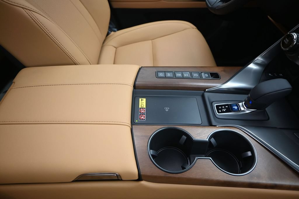 New 2026 Lexus LX 700h Luxury w/ Appearance Package AWD/4WD image 28