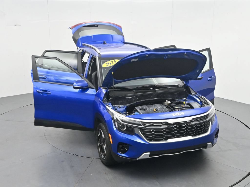 Used 2025 Kia Seltos S FWD image 39