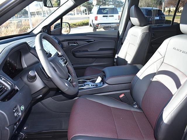 New 2026 Honda Ridgeline Black Edition image 7