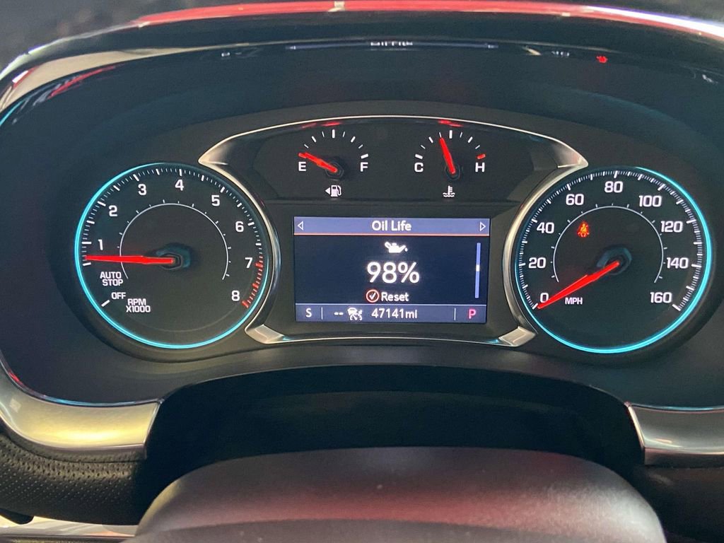 Used 2023 Chevrolet Traverse RS image 31