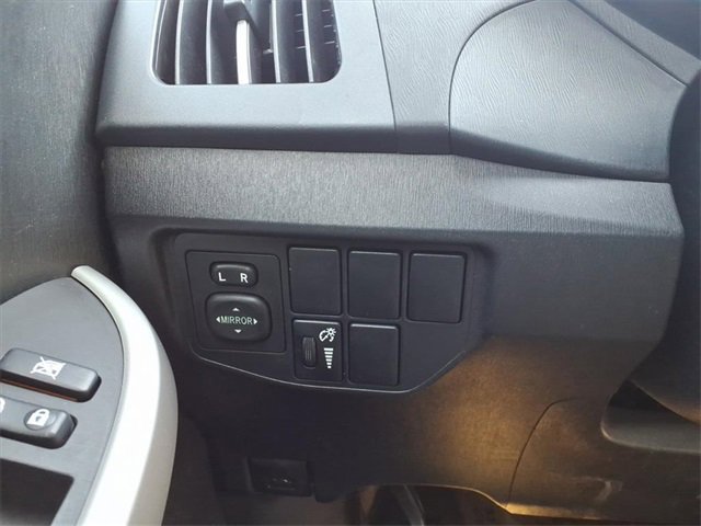 Used 2012 Toyota Prius Two image 14