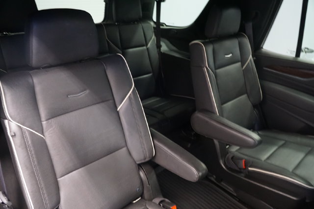 Used 2021 Cadillac Escalade Premium Luxury w/ Driver Assist Tech Package AWD/4WD image 20