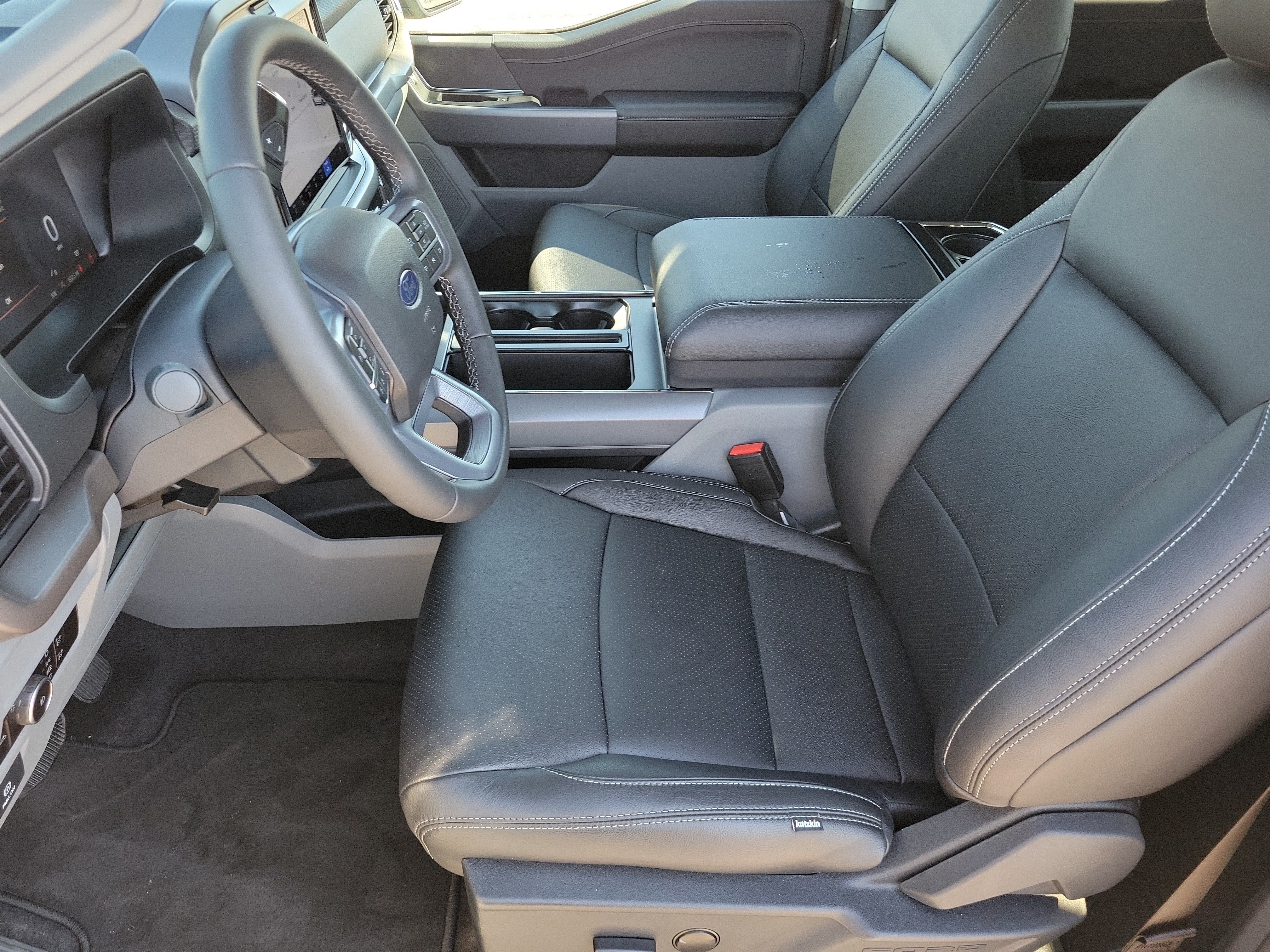 Used 2026 Ford F150 XLT w/ XLT Chrome Appearance Package RWD image 9