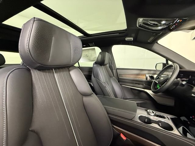 New 2027 Cadillac Vistiq Sport AWD/4WD image 33
