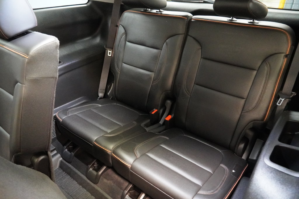 Used 2021 GMC Acadia AT4 w/ LPO, Floor Liner Package AWD/4WD image 22
