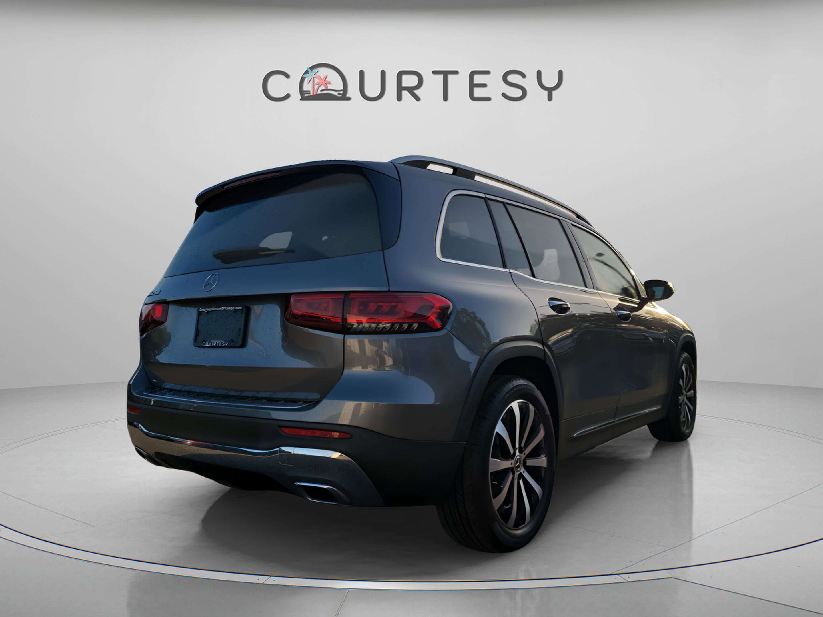 Used 2021 Mercedes-Benz GLB 250 image 5
