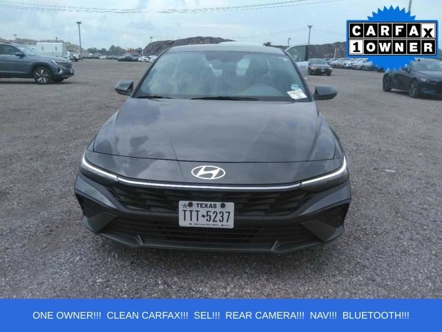 Used 2024 Hyundai Elantra SEL FWD image 1