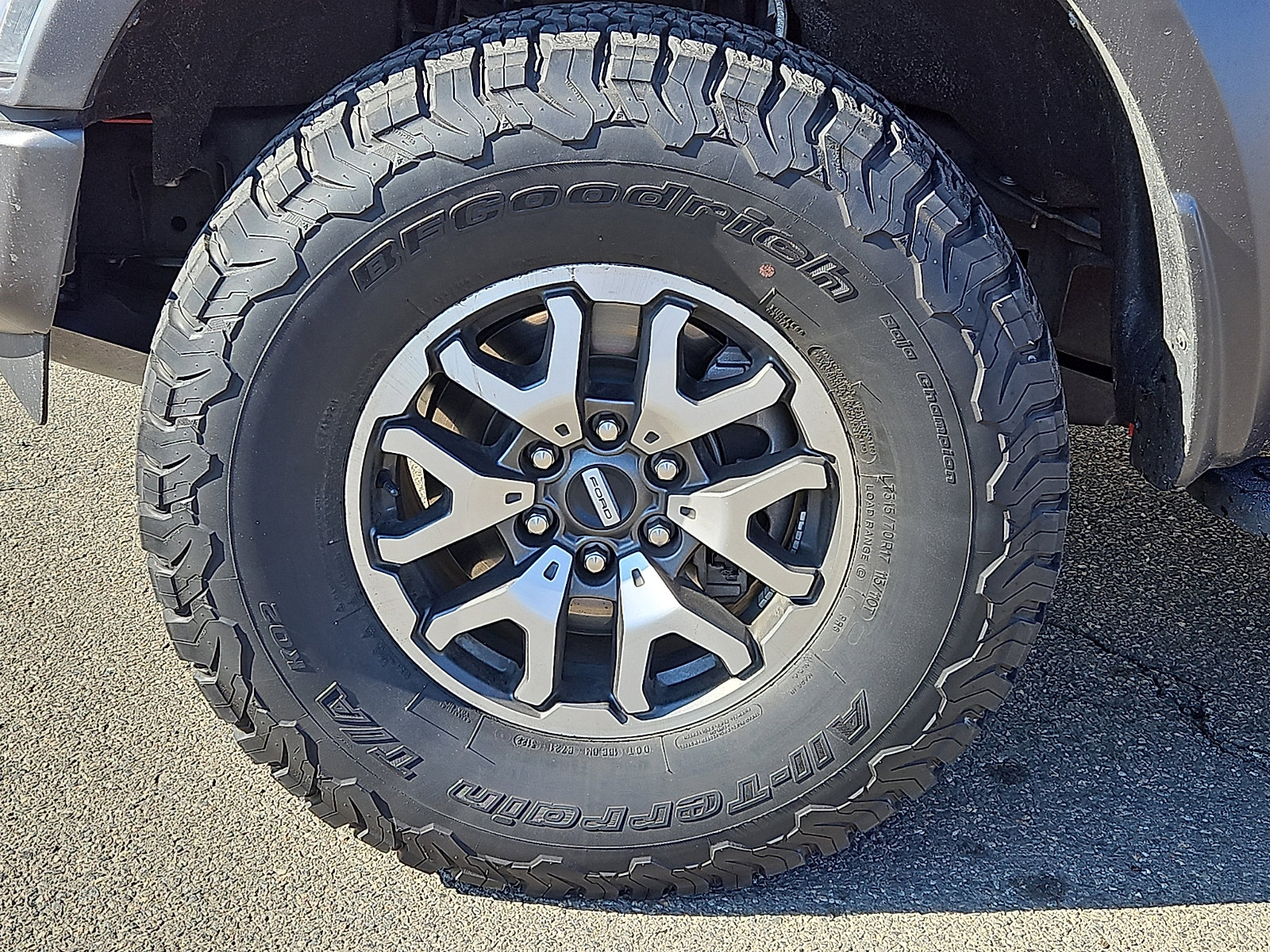 Certified 2023 Ford F150 Raptor image 8