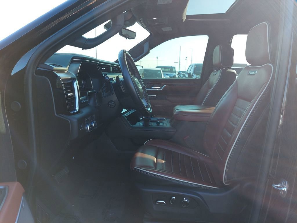 Used 2025 GMC Sierra 1500 Denali Ultimate image 11