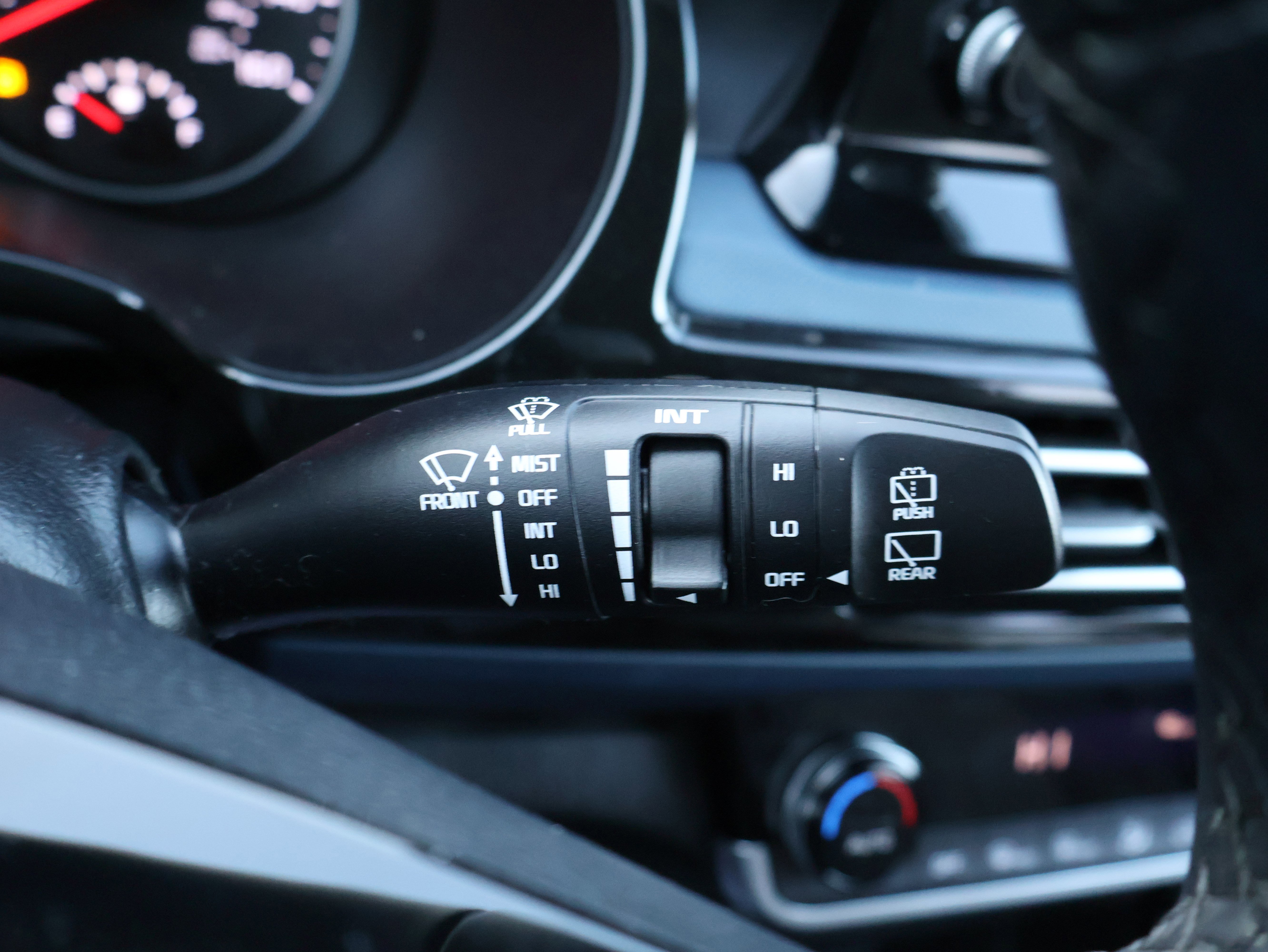 Used 2023 Kia Seltos S image 35