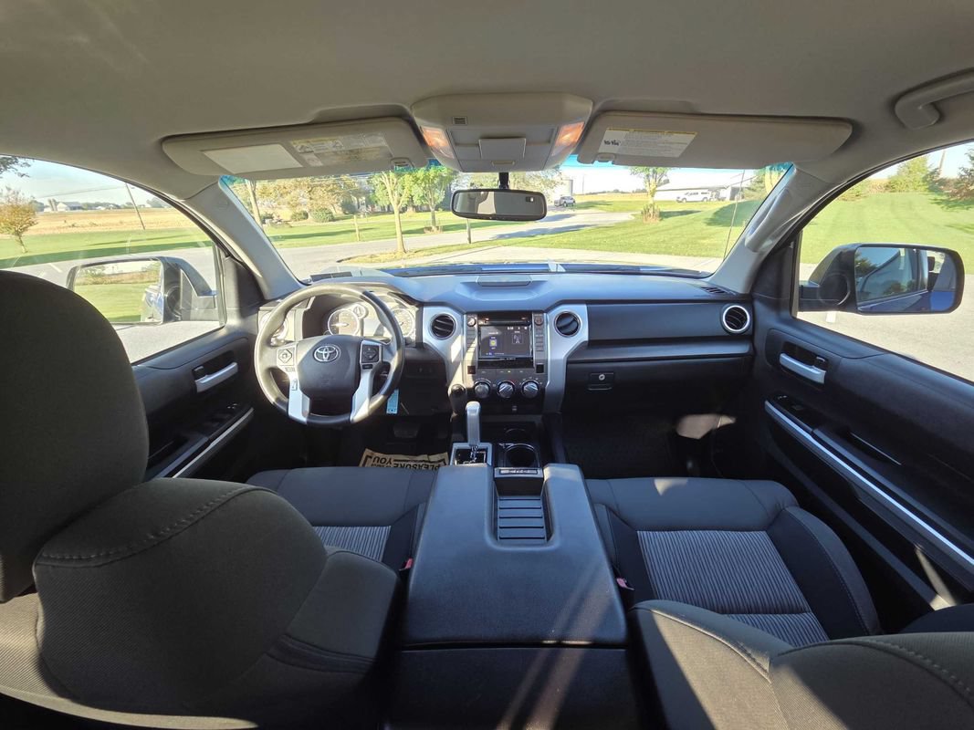 Used 2015 Toyota Tundra SR5 w/ TRD Off Road Package AWD/4WD image 15