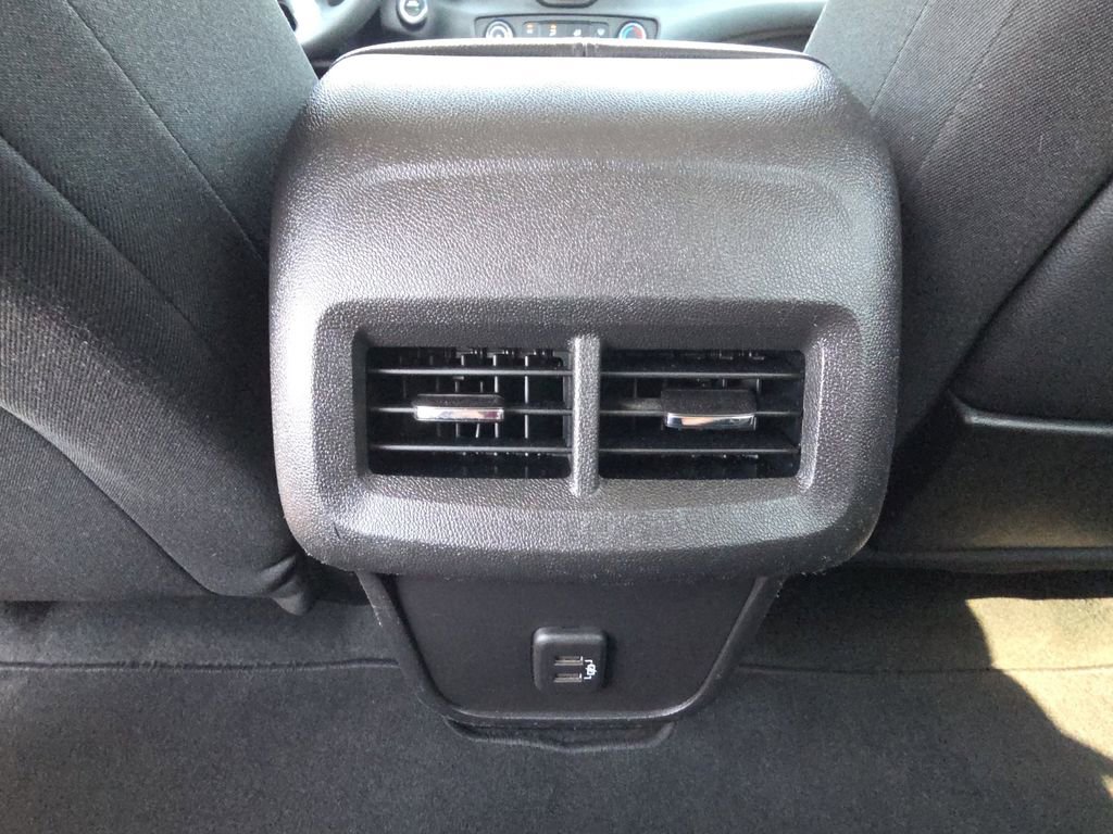 Used 2023 GMC Terrain SLE image 30