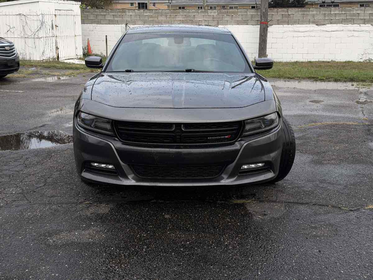 Used 2018 Dodge Charger R/T RWD image 10