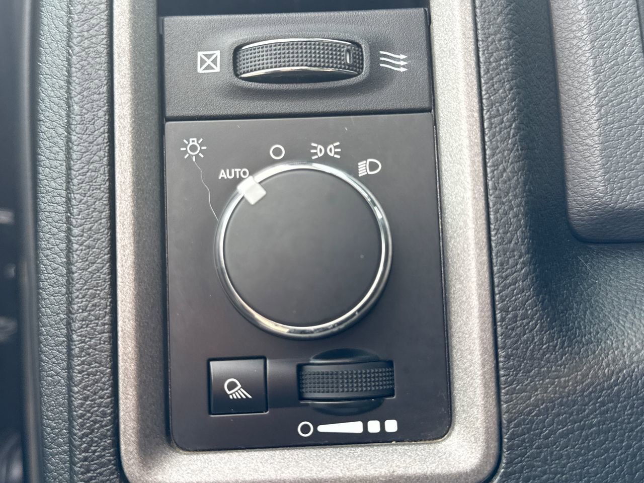Used 2015 RAM 1500 Tradesman w/ Popular Equipment Group AWD/4WD image 16
